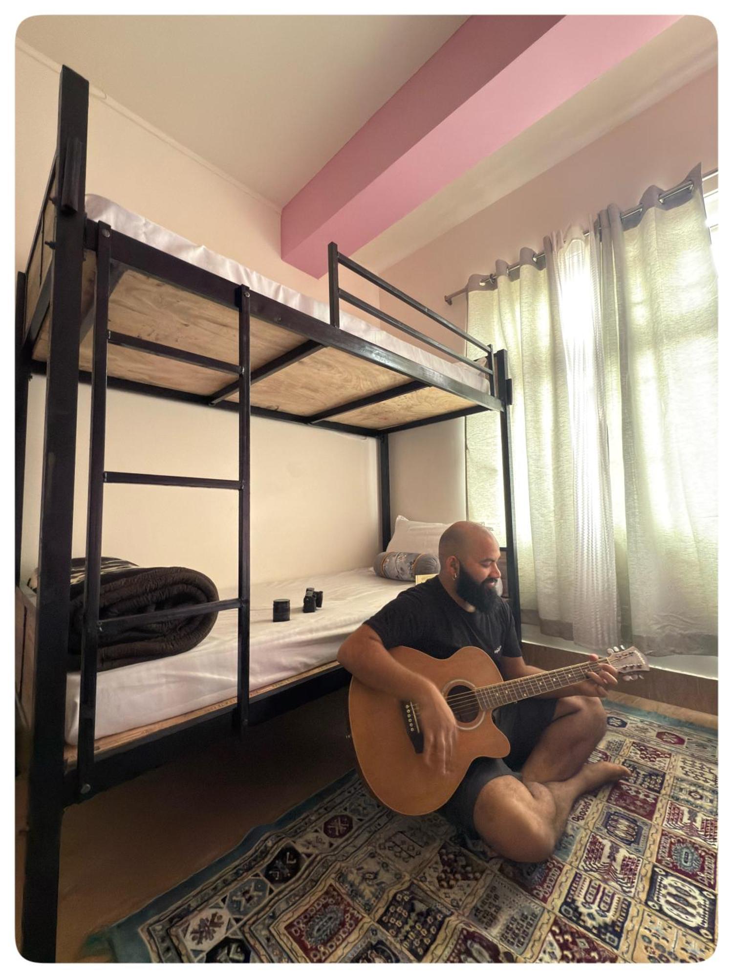 A Pousada Stargaze Backpackers Shillong Exterior foto